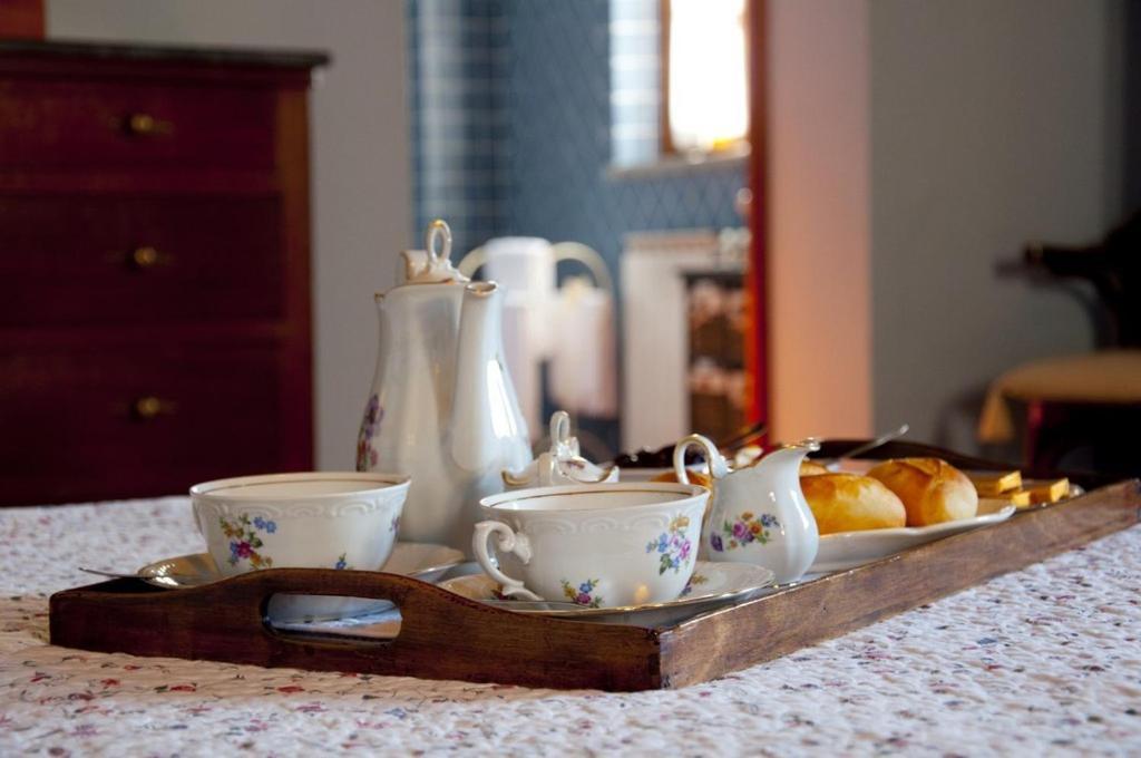 Agriturismo Fattoria Rozzalupi Черрето-Гуїді Номер фото