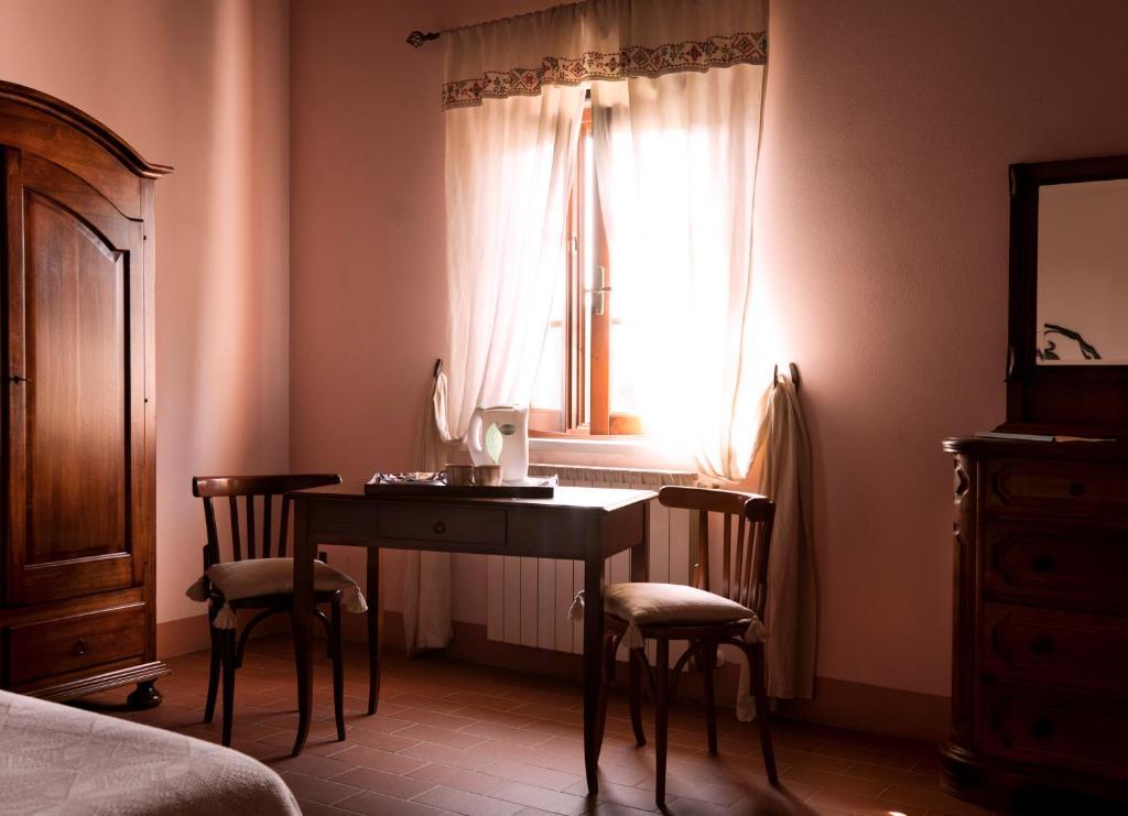 Agriturismo Fattoria Rozzalupi Черрето-Гуїді Номер фото