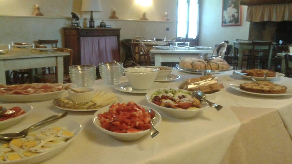Agriturismo Fattoria Rozzalupi Черрето-Гуїді Екстер'єр фото