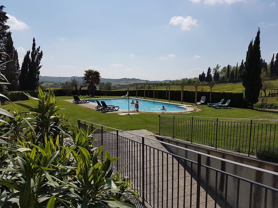 Agriturismo Fattoria Rozzalupi Черрето-Гуїді Екстер'єр фото